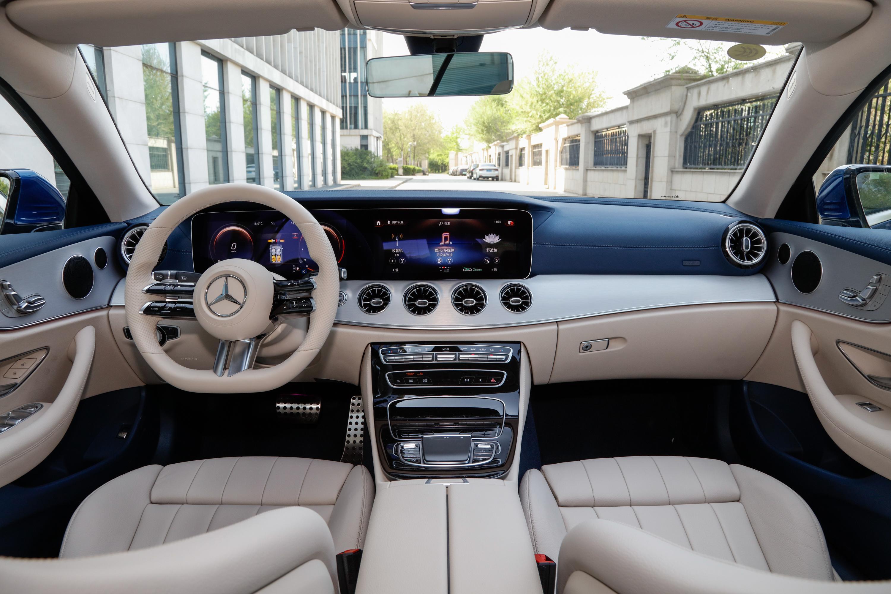 2021款 奔驰e级(进口) 改款 e 260 4matic 轿跑车内饰