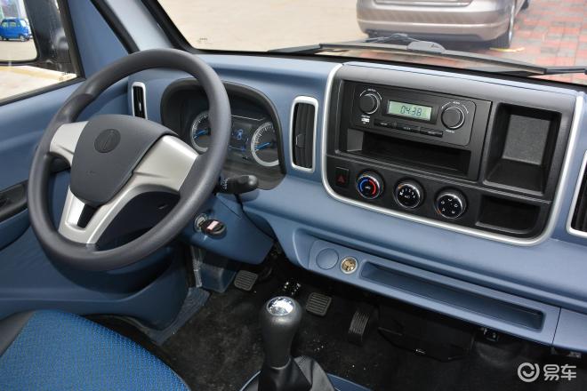 长安星卡plus和博腾m3的图片对比-易车