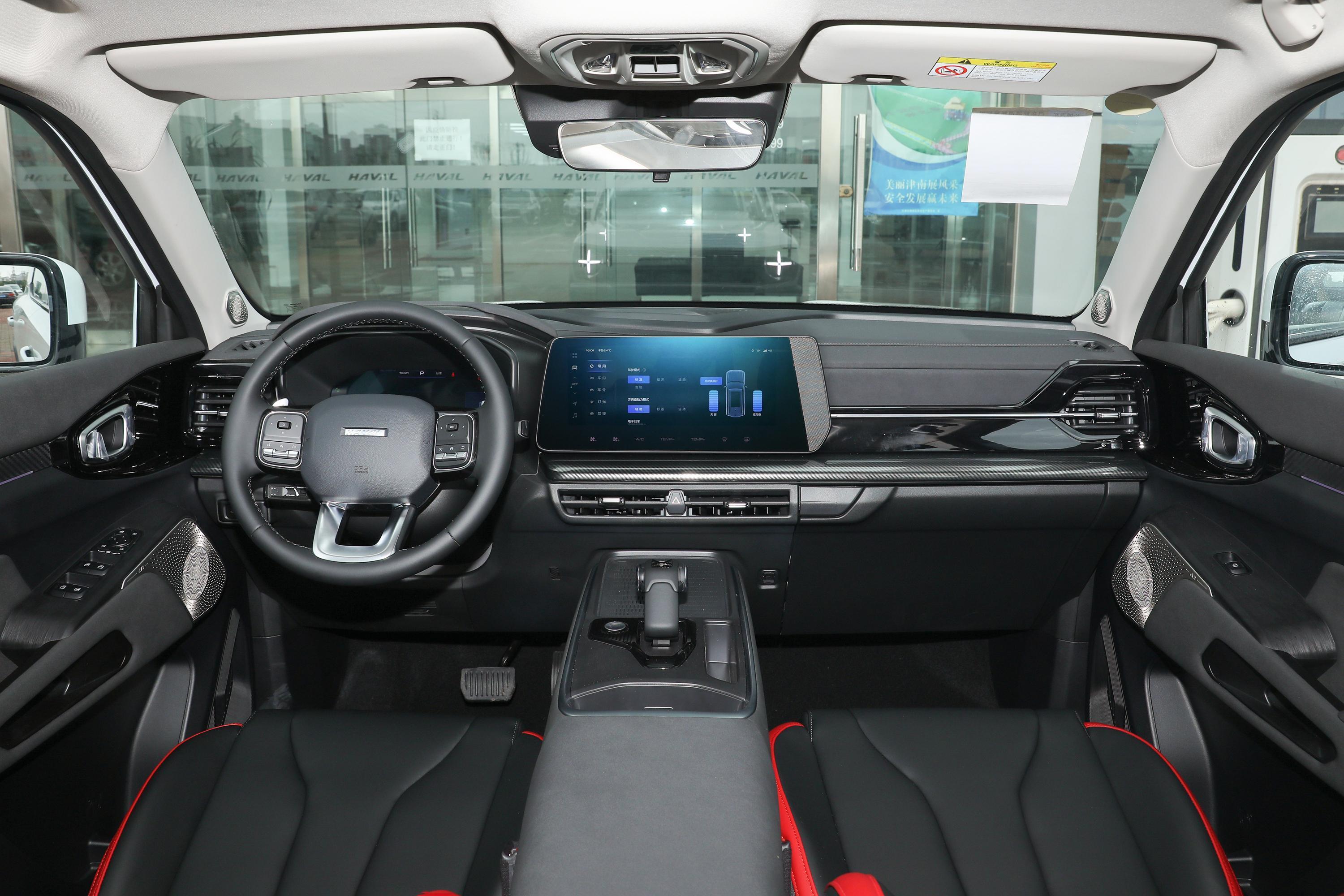 2022款 哈弗酷狗 1.5t 四驱潮野版内饰