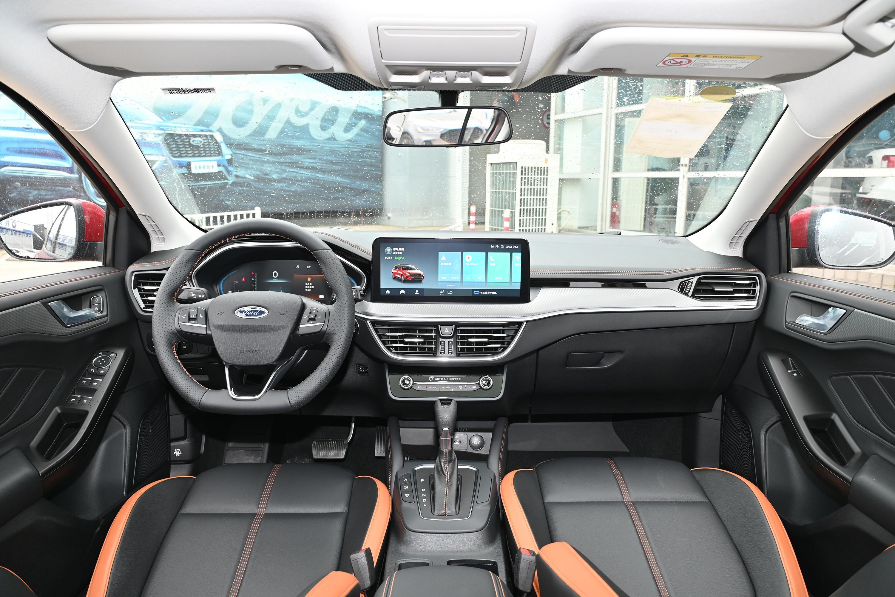 【2022款 福克斯 两厢 ecoboost180 竞速版汽车报价_图片_参数配置】