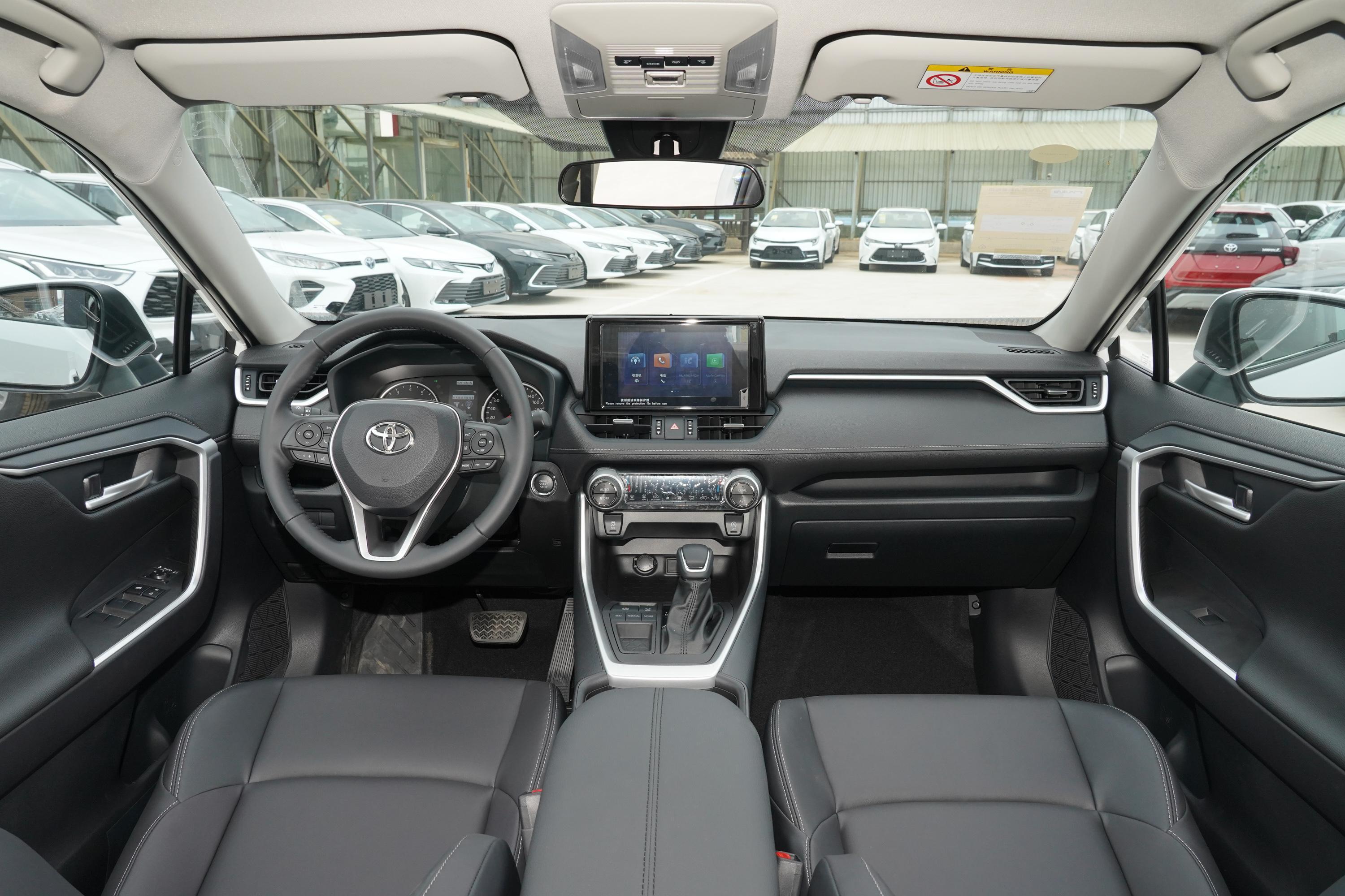 2022款 威兰达 2.0l 两驱都市版内饰