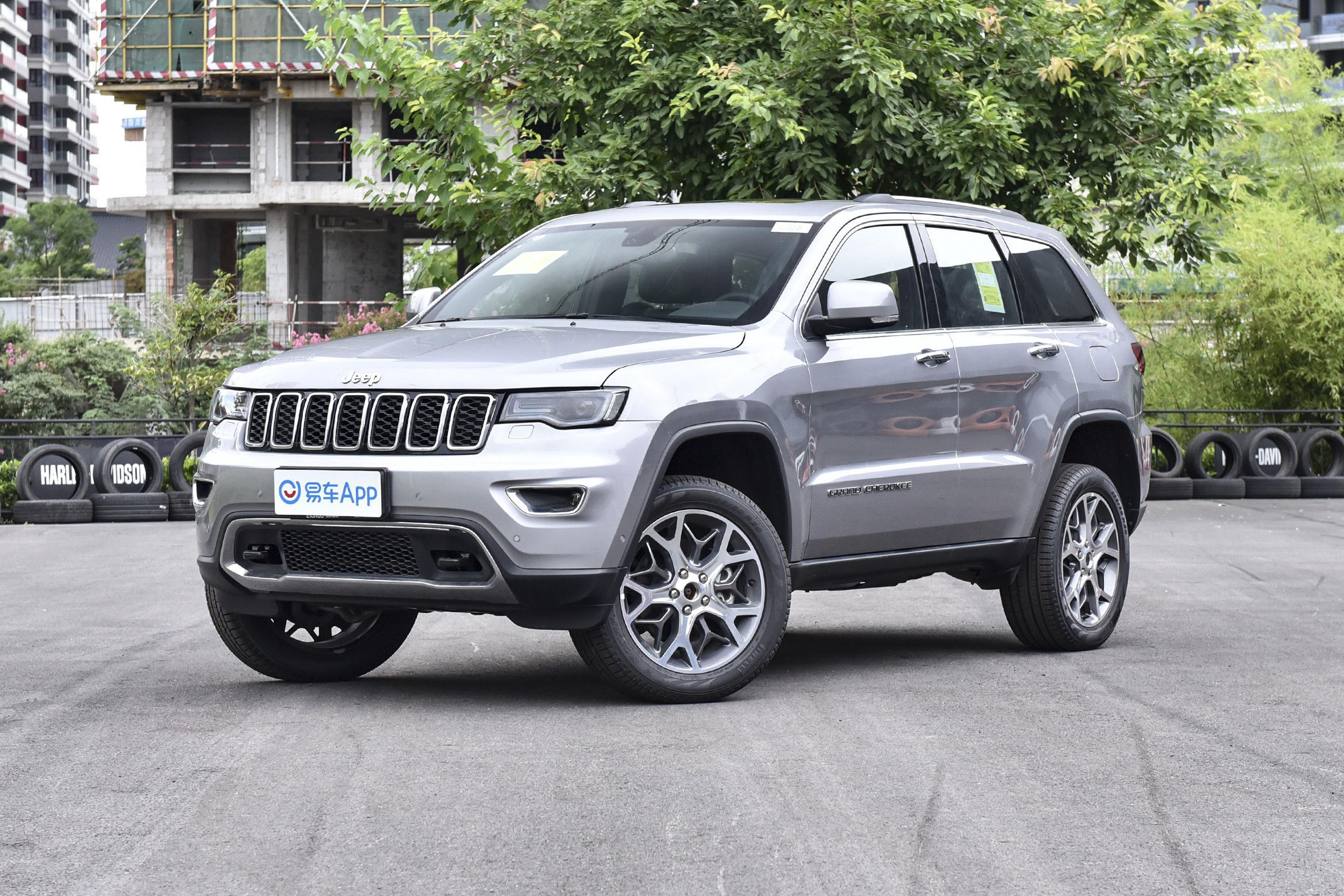 2020款大切诺基进口36l精英导航版