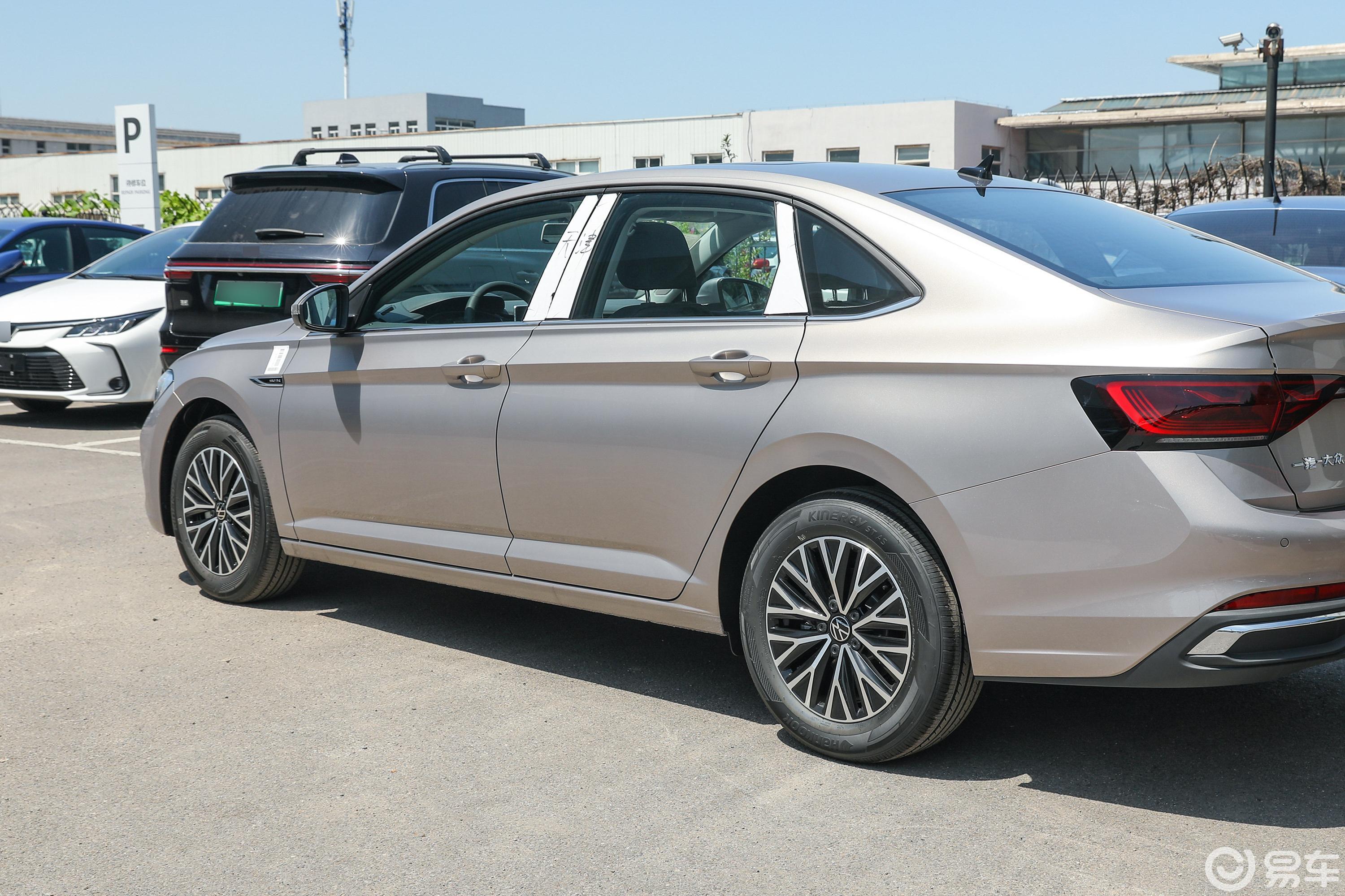 【速腾200TSI 手动飞越版外观细节图片-汽车图片大全】-易车