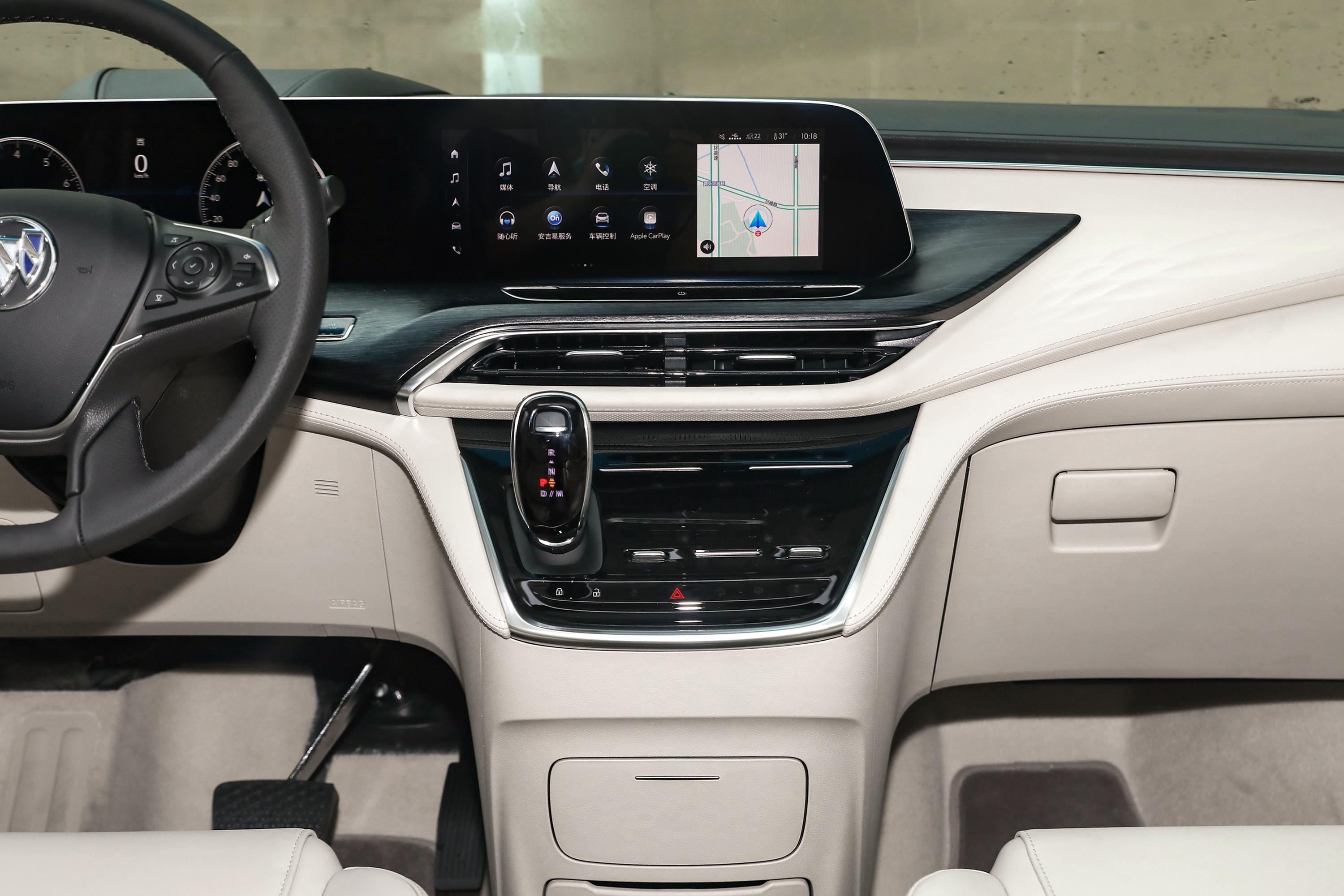 2022款 别克gl8 改款 avenir艾维亚 2.0t 贤礼版 6座内饰