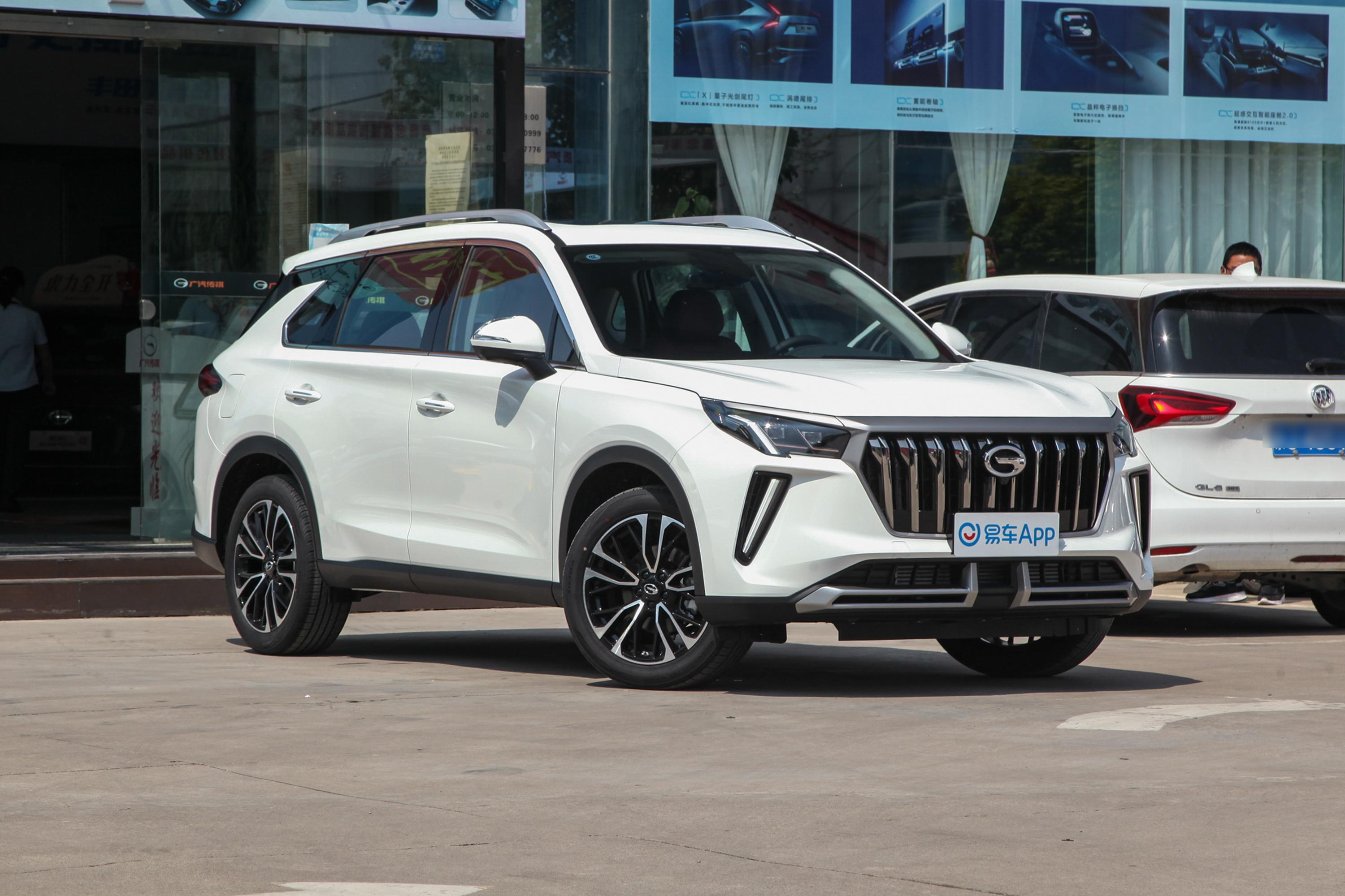 2022款 传祺gs4 plus 270t 星耀版外观