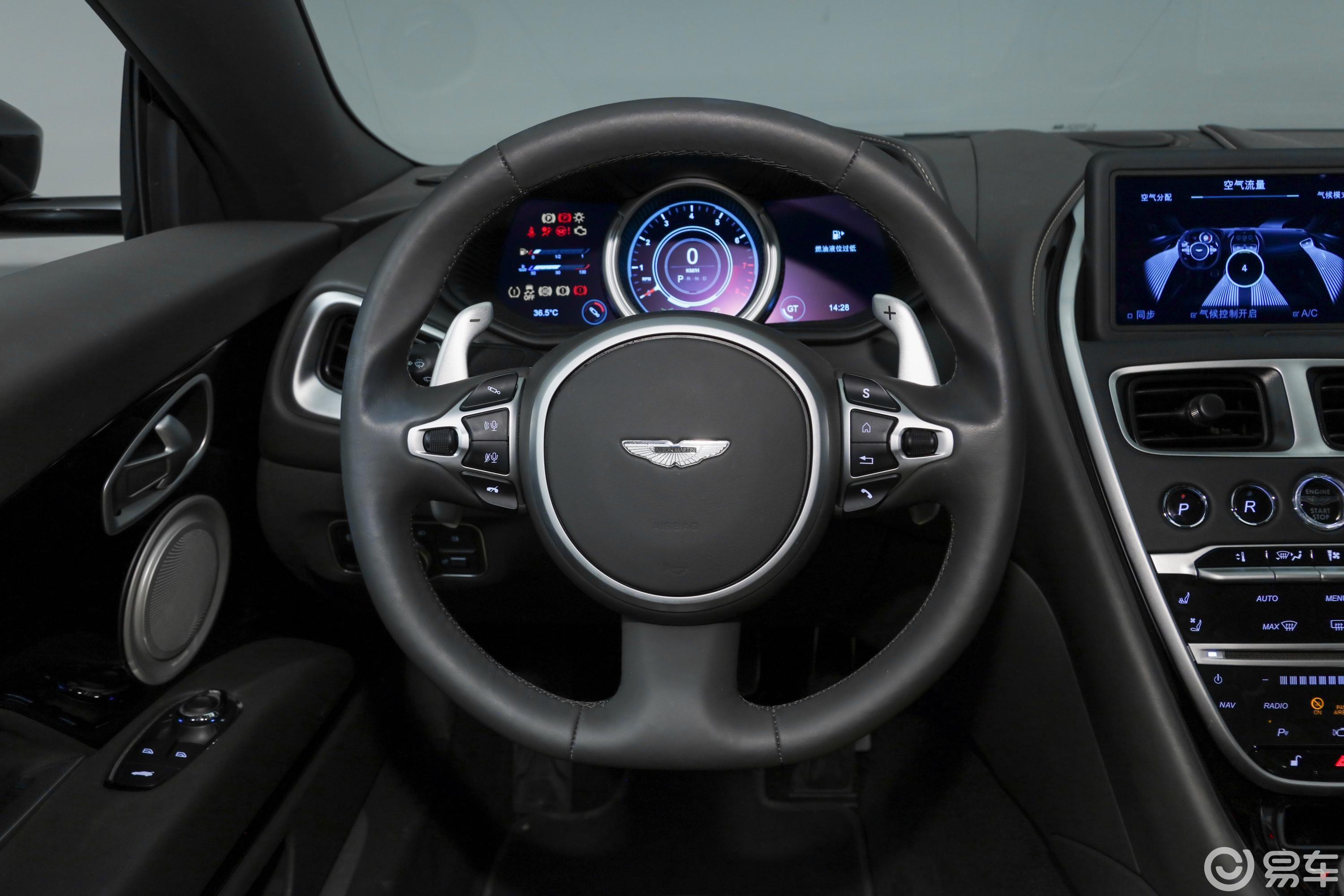 【阿斯顿·马丁DB114.0T V8 Coupe方向盘图片-汽车图片大全】-易车