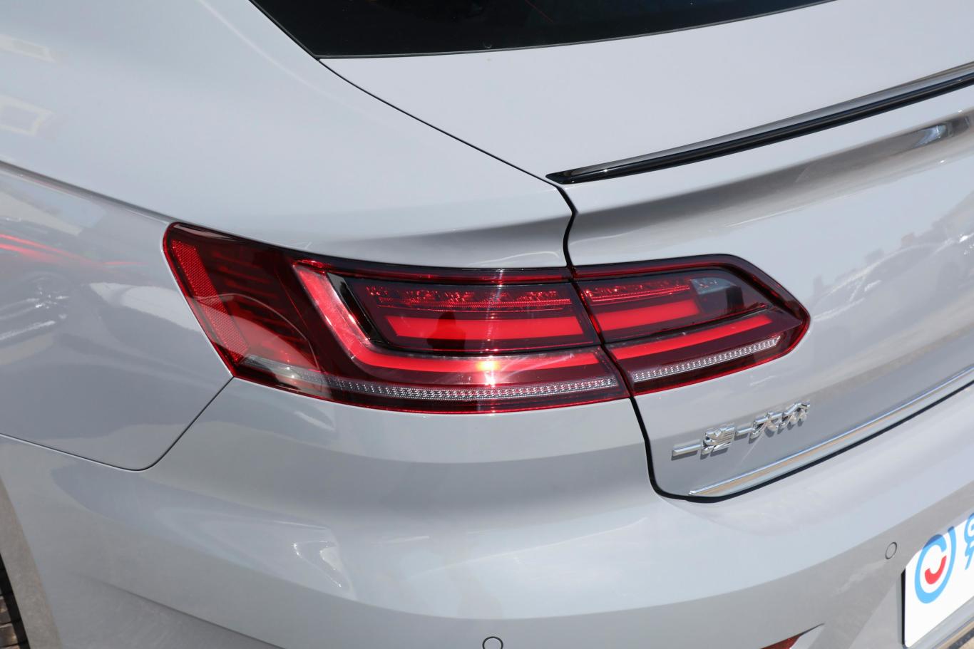 一汽-大众cc330tsi 炫目版尾灯侧45度俯拍