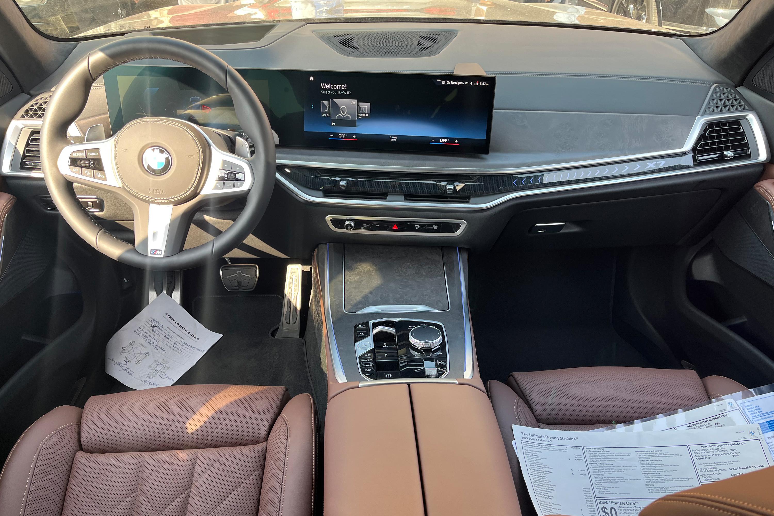 2023款 宝马x7 xdrive40i内饰