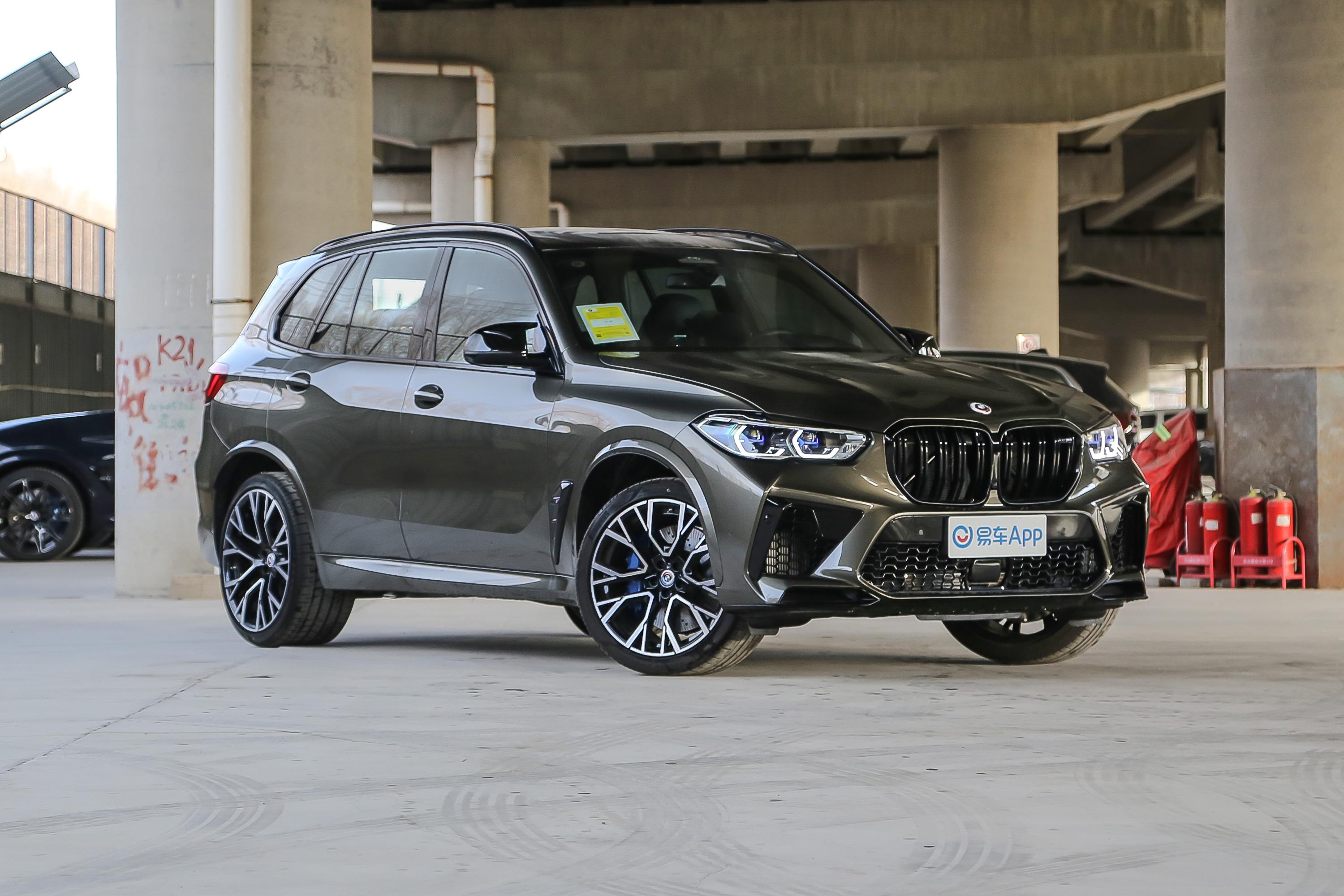 2022款 宝马x5 m 50周年版 x5 m外观