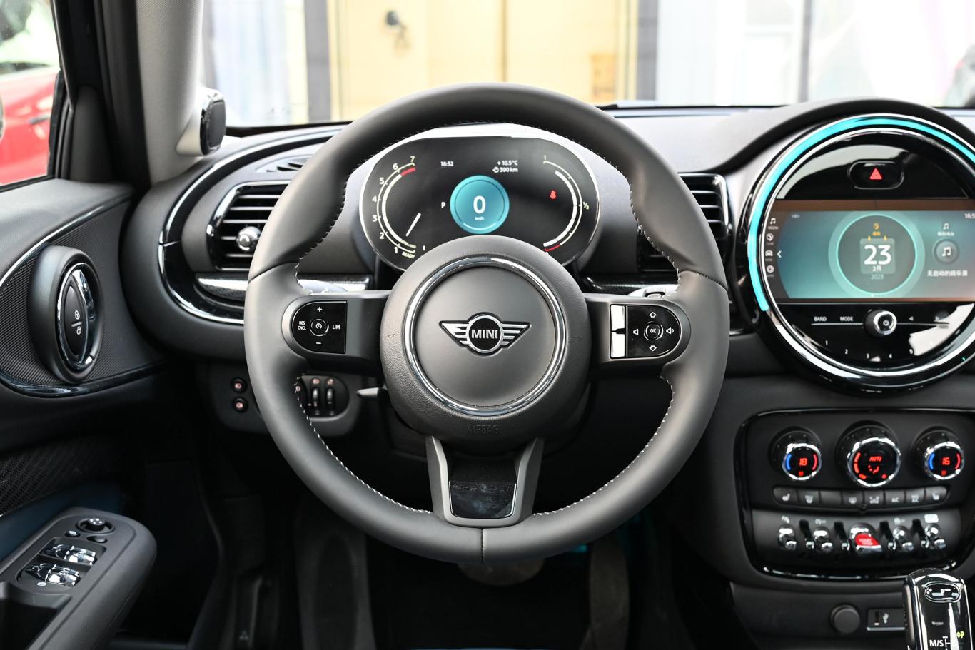 【MINI CLUBMAN改款 1.5T COOPER 鉴赏家方向盘图片-汽车图片大全】-易车