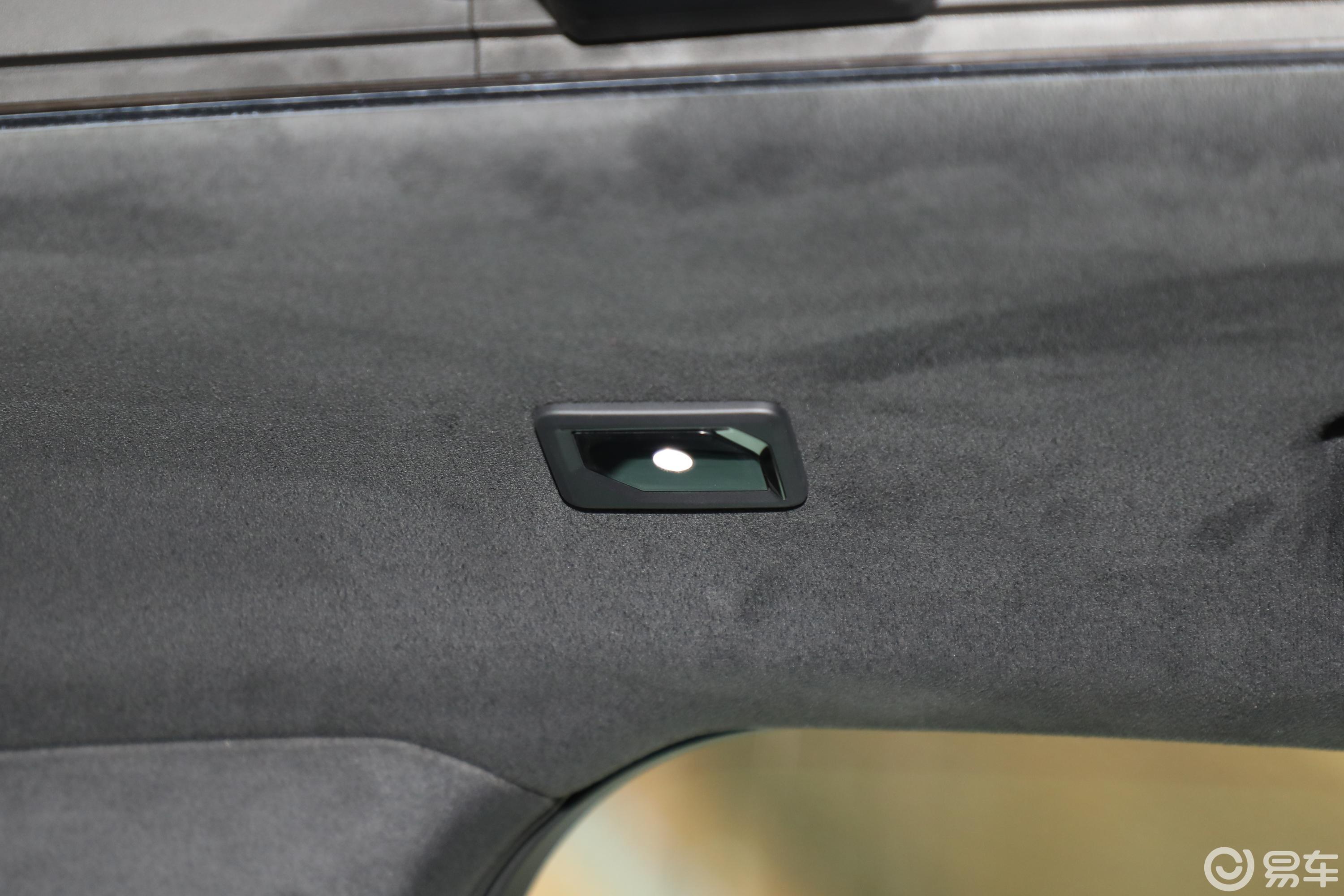 【领克0505+ 2.0T 四驱探索版后排功能图片-汽车图片大全】-易车