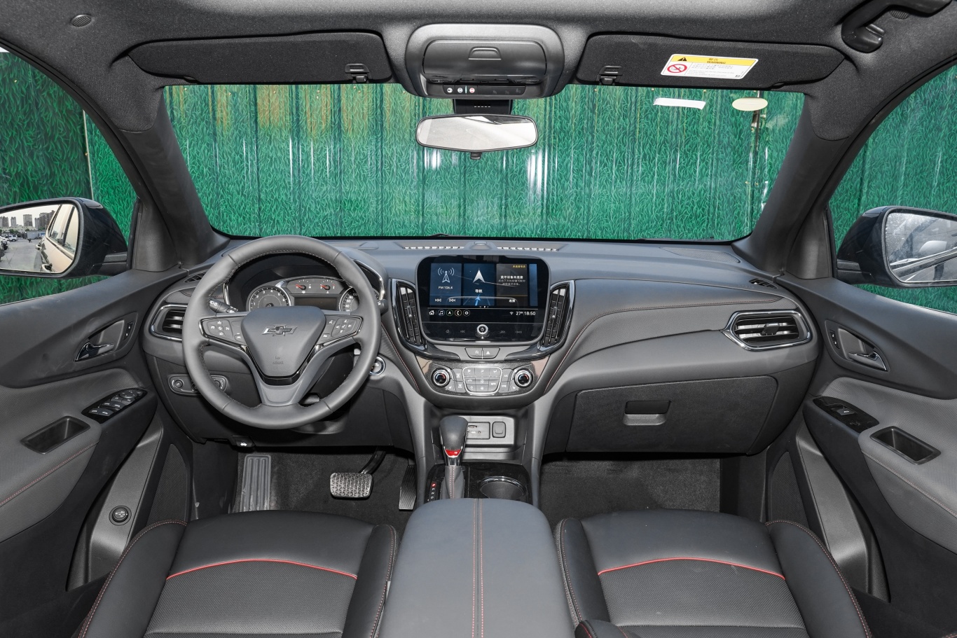 探界者轻混 2.0t rs 四驱智能拓界版内饰全景正拍