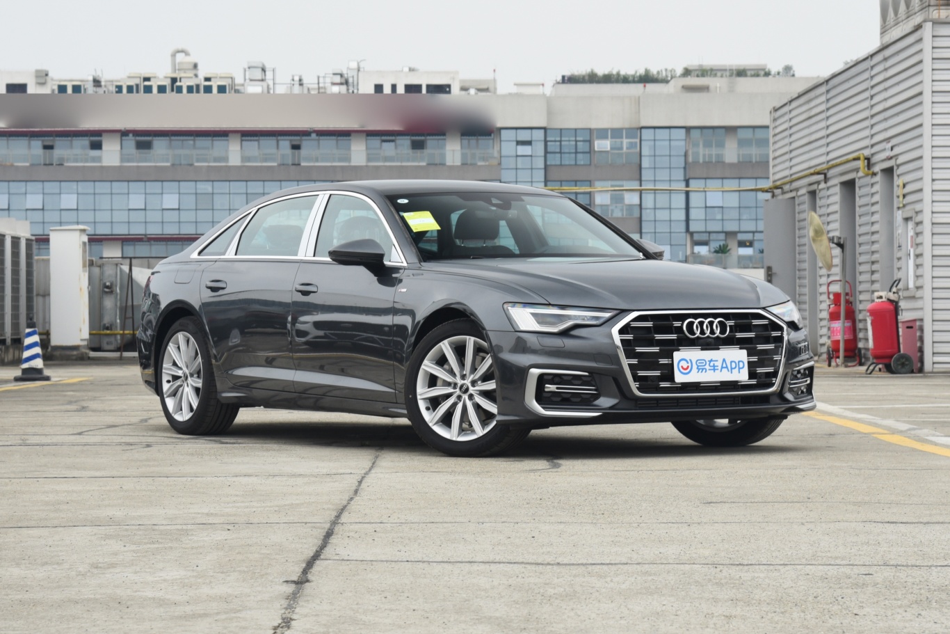 【奥迪A6L改款 45 TFSI 臻选动感型侧前45度车头向右水平图片-汽车图片大全】-易车