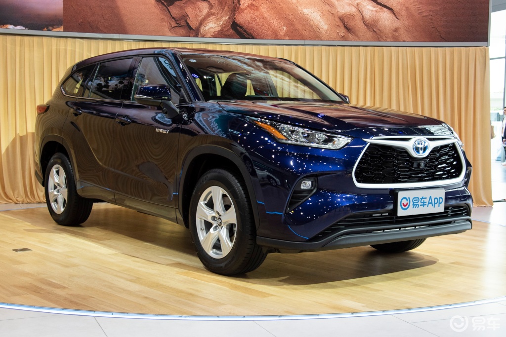 2023款双擎25l四驱精英plus版7座