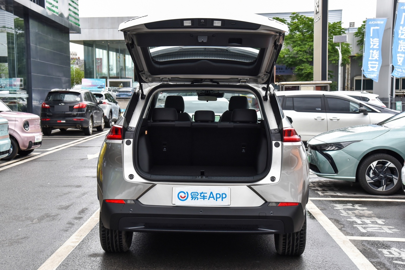 aion vplus 500km 70 星耀版 磷酸铁锂后备厢