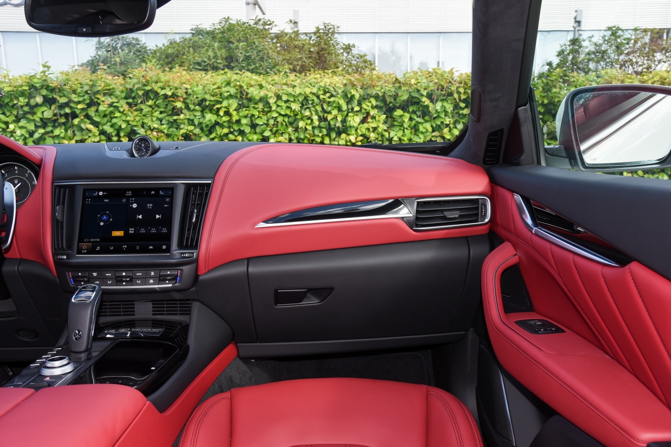 查看大图8/1521摄于贵阳贵利进口玛莎拉蒂