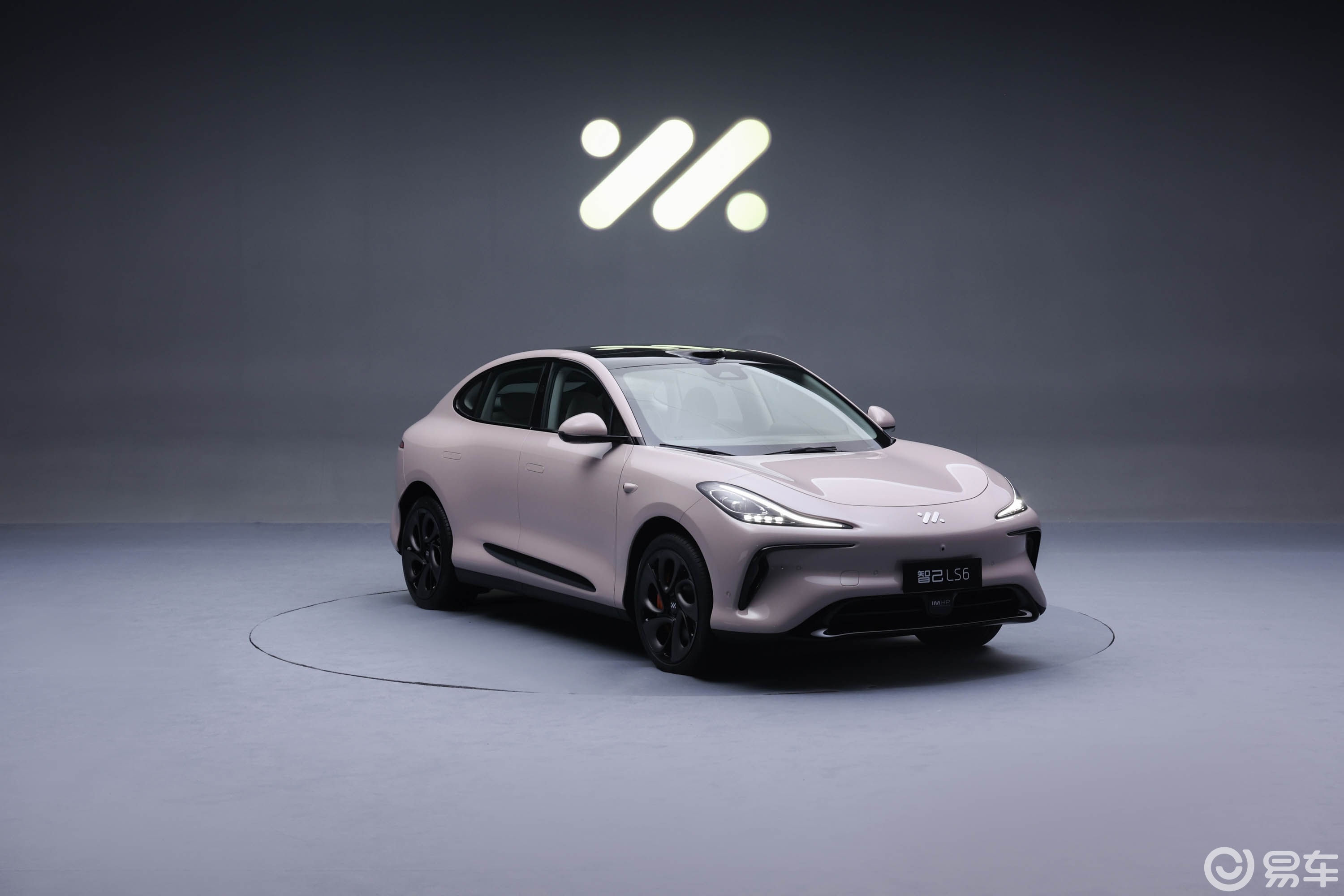 【智己LS6图片-汽车图片大全】-易车