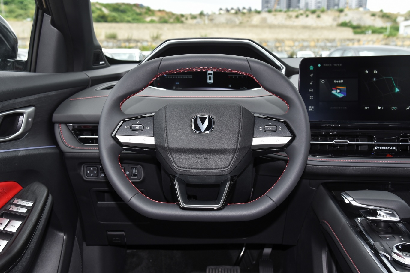 长安cs55plus第三代 1.5t 尊贵型方向盘