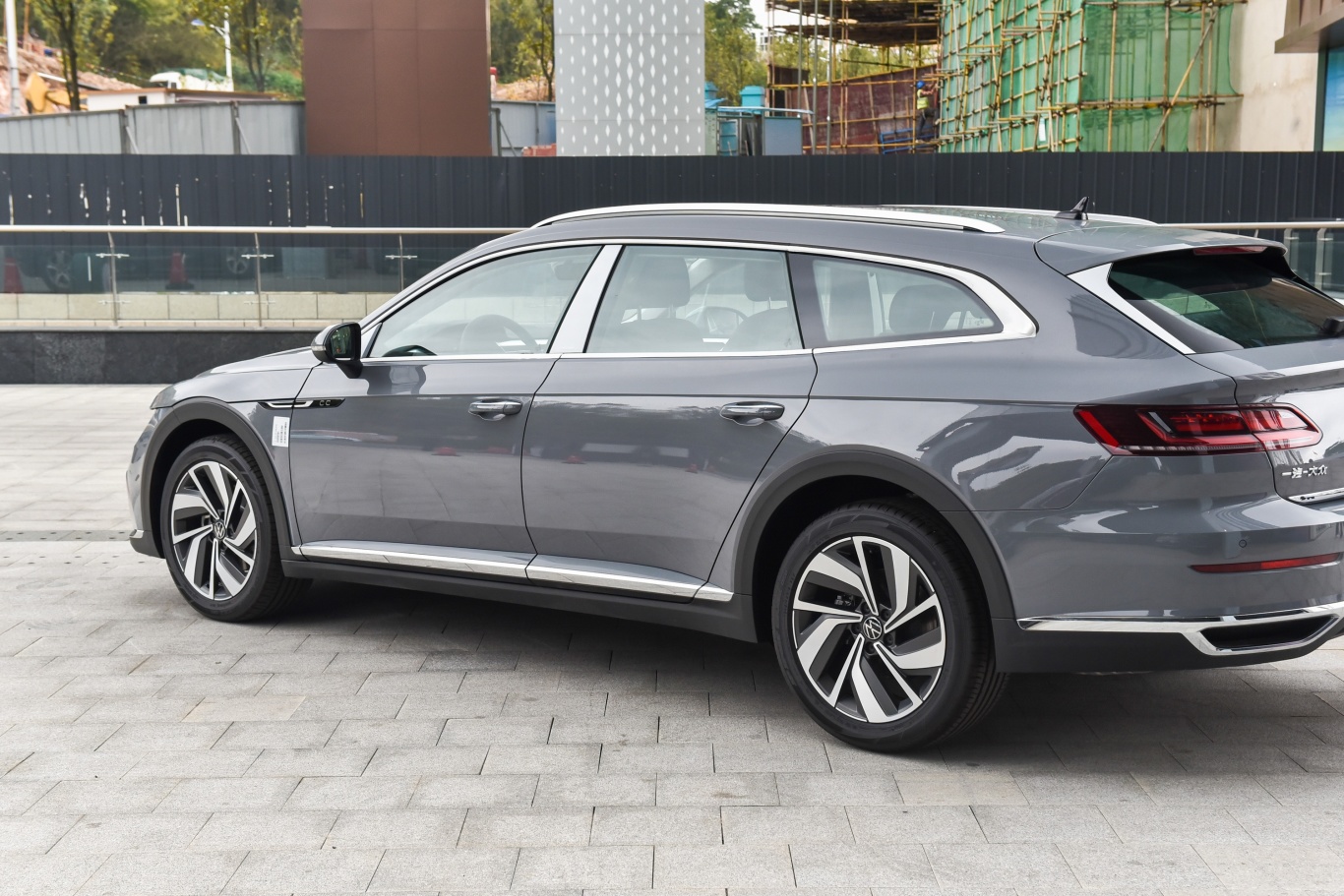 【一汽-大众CC猎装车 330TSI 猎目版外观细节图片-汽车图片大全】-易车
