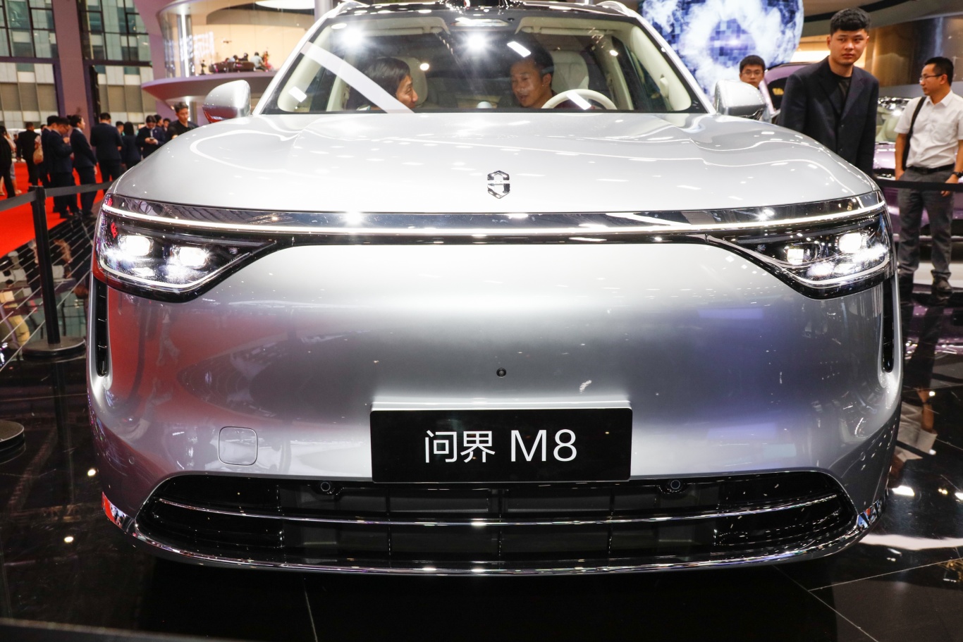 【问界M8图片-汽车图片大全】-易车