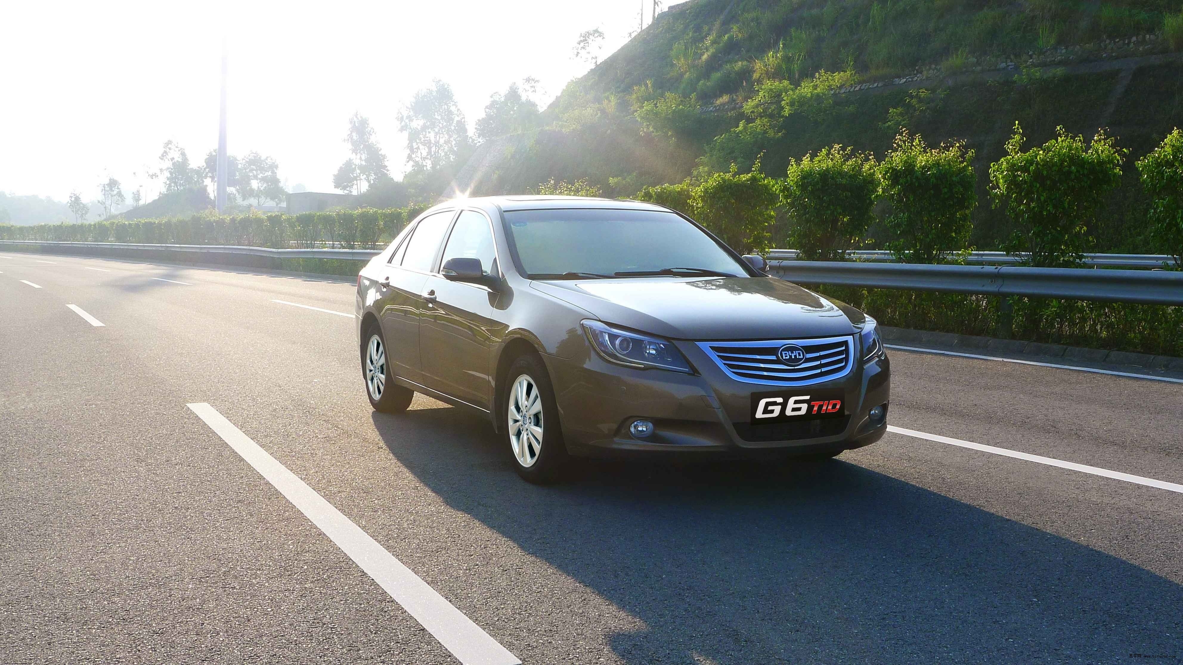 向光棍节说不 比亚迪g6成单身贵族首选