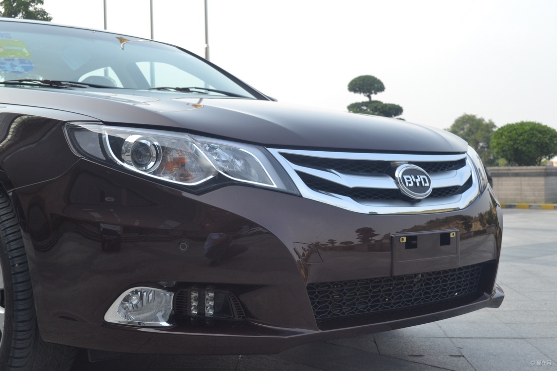 "思不凡 锐无界" 比亚迪思锐泉州上市