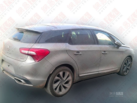 国产DS5内饰曝光 相比进口车型小幅调整_易车