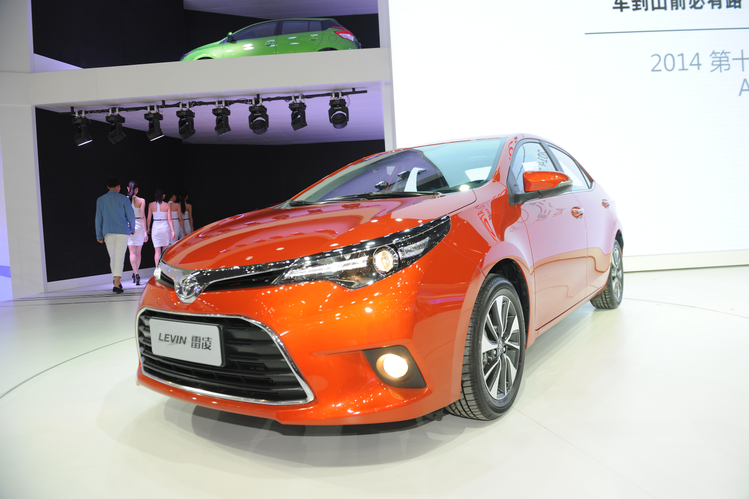 广丰首款中级车levin雷凌车展闪电来袭