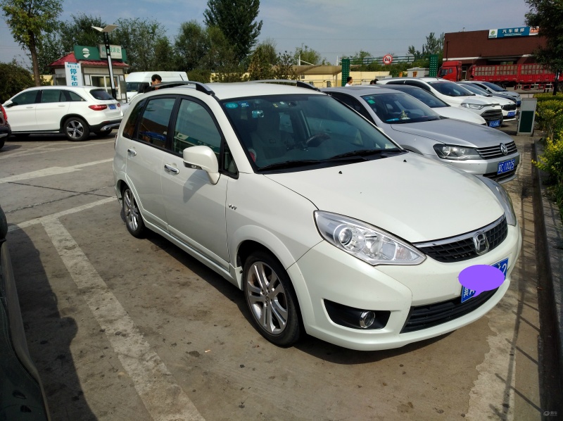 [利亚纳a6 2015款 两厢 1.