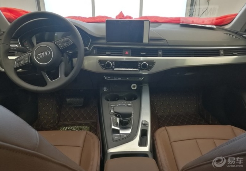 奥迪a4l 2018款 30周年版 30 tfsi 进取版