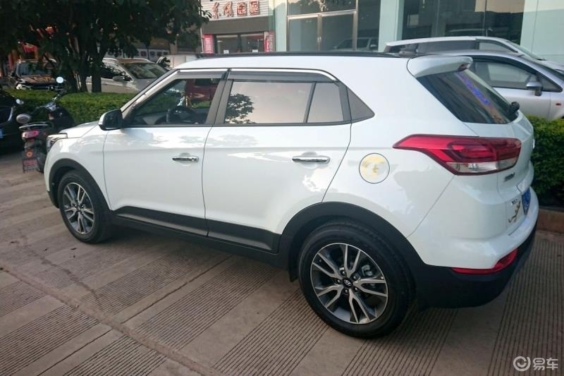 现代ix25 2018款 纪念版 1.6l 手自一体 智能版 国v