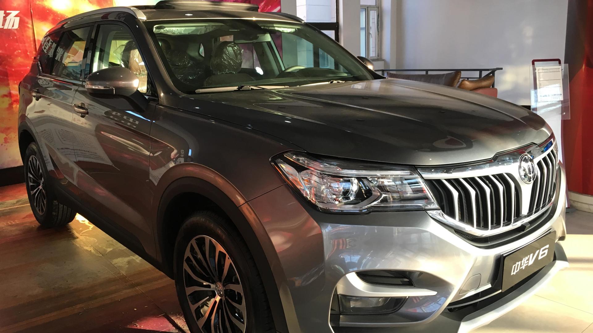 就是"大" 美女销售倾情讲解中华v6