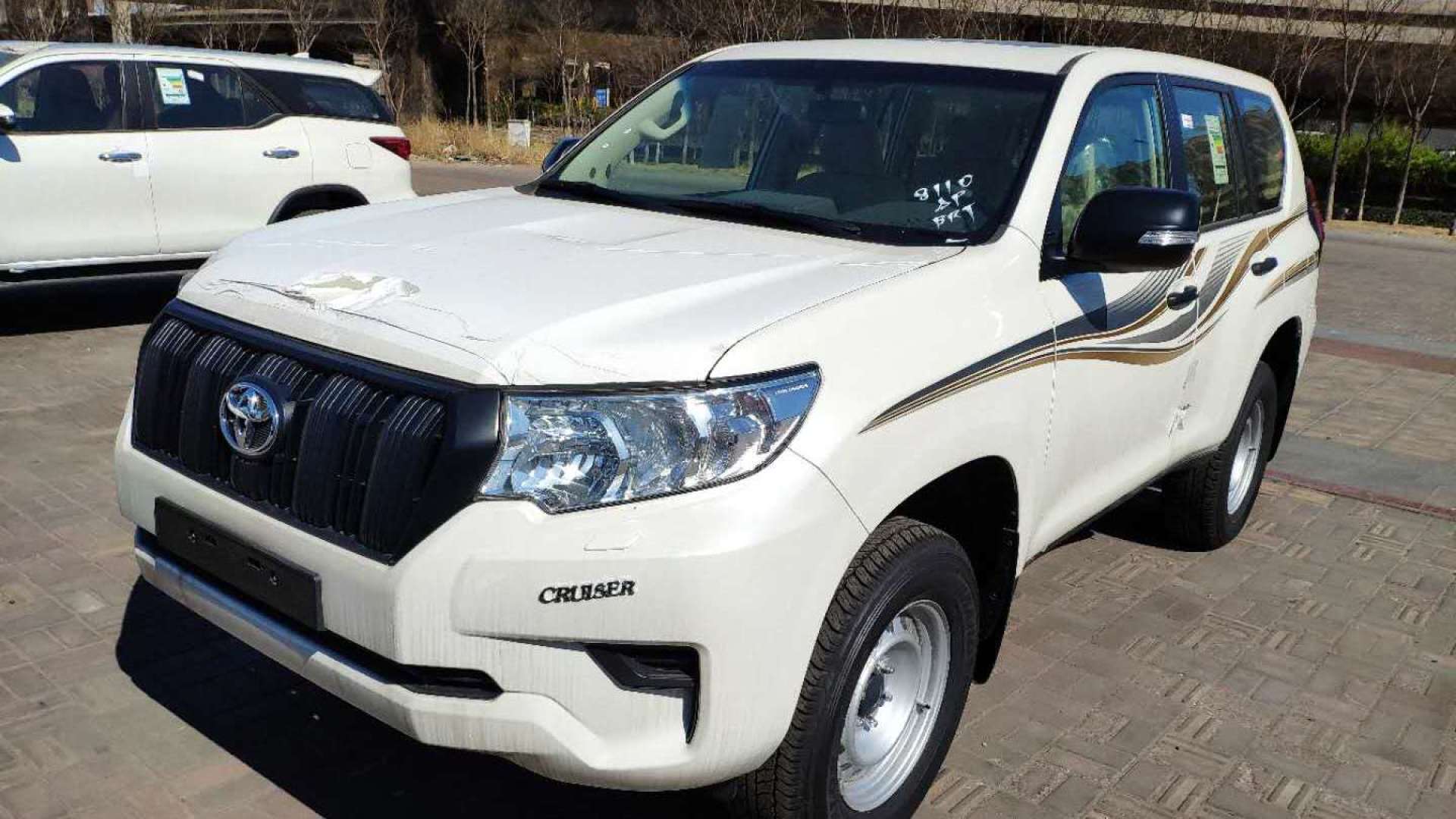 19款丰田霸道2800柴油版