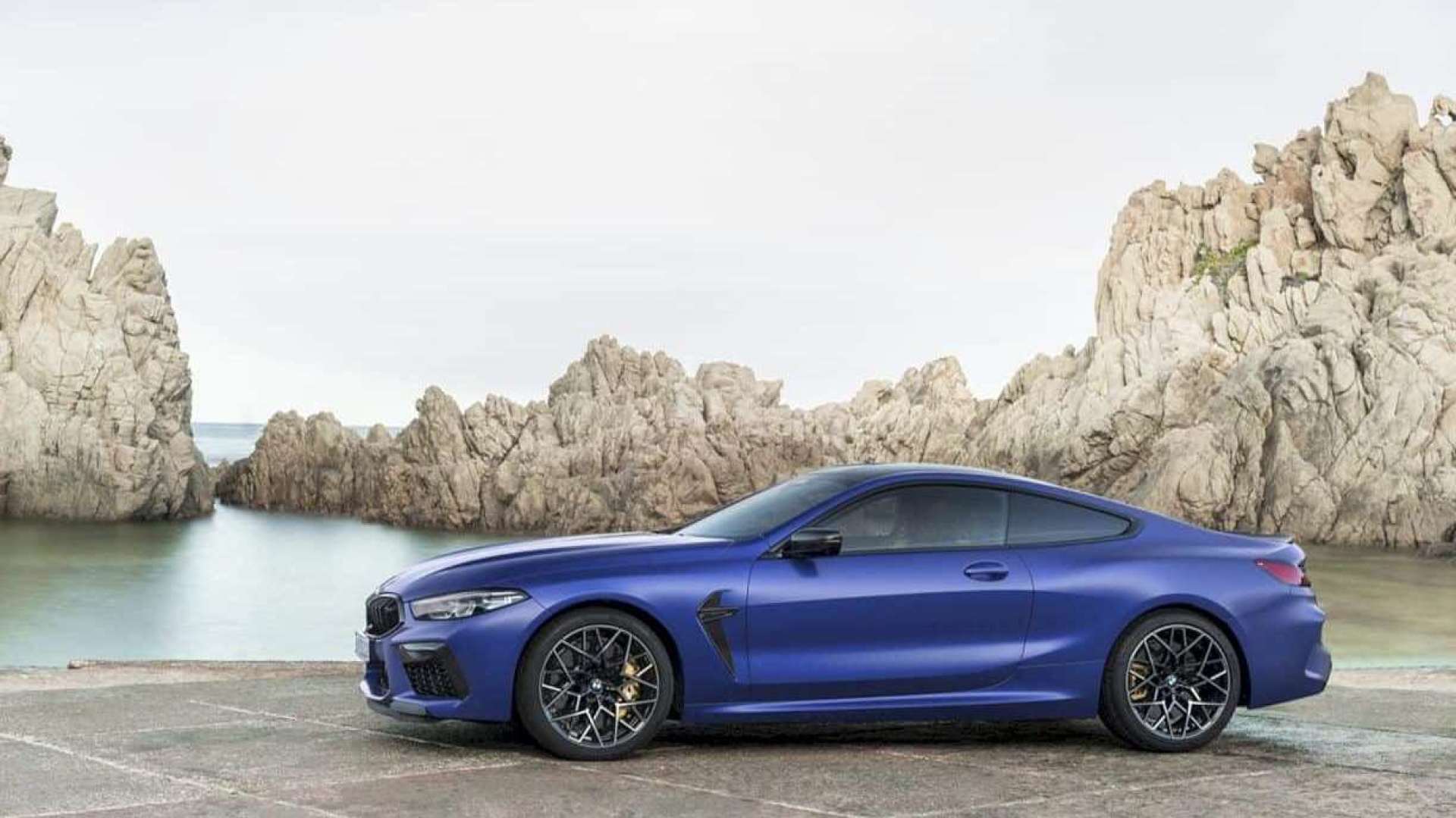 2020款宝马m8 competition外观静态展示