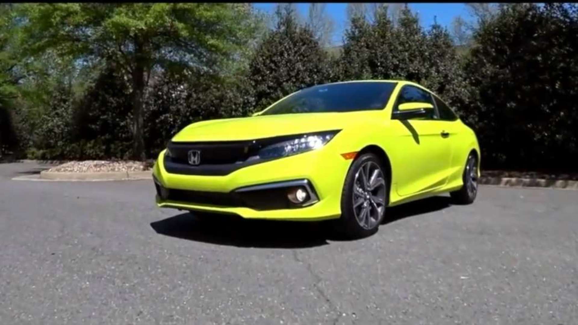 颜值突破天际2019款本田思域两门版静态评测