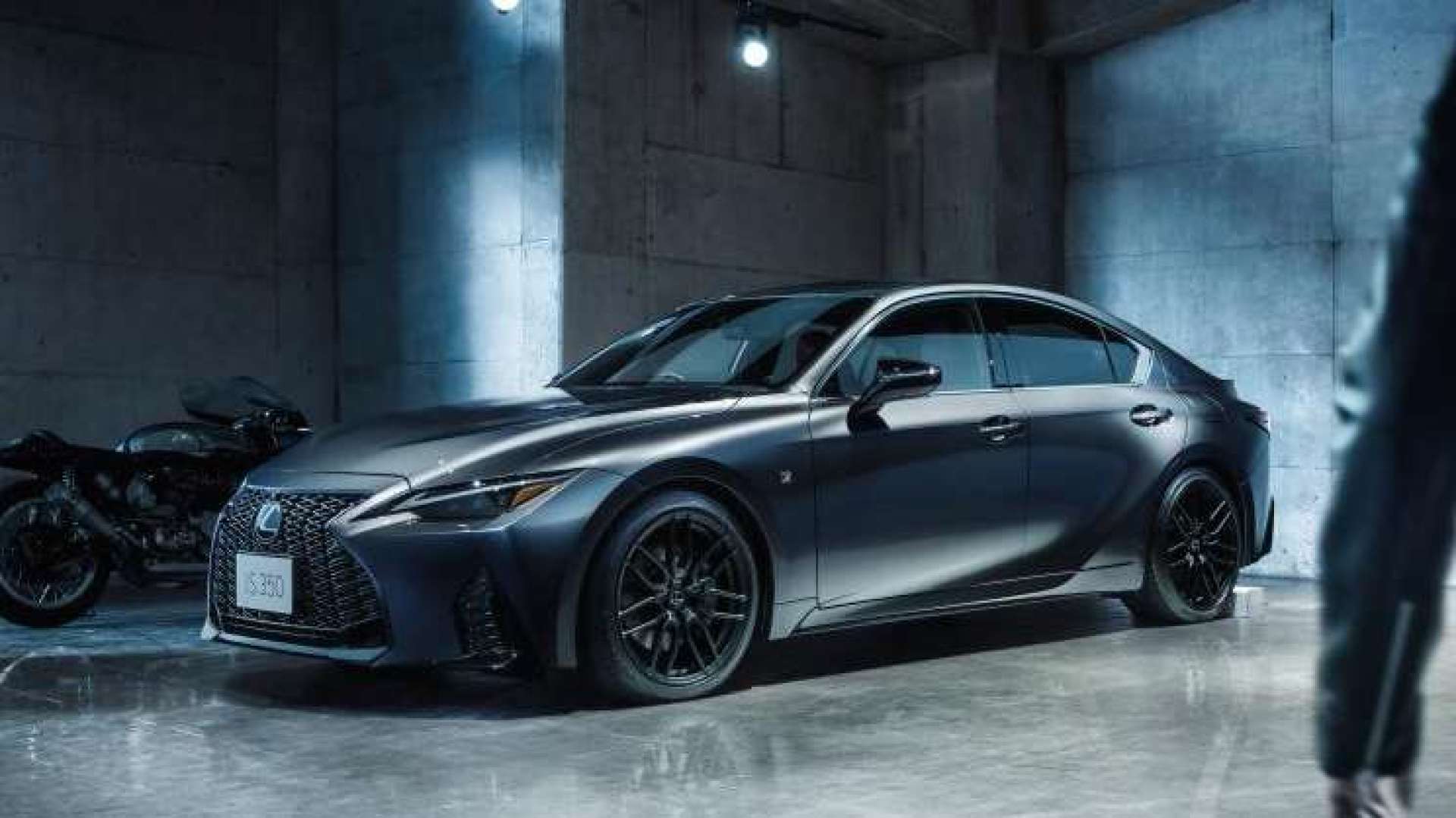 新款雷克萨斯is f sport mode black特别版车型也太酷了!