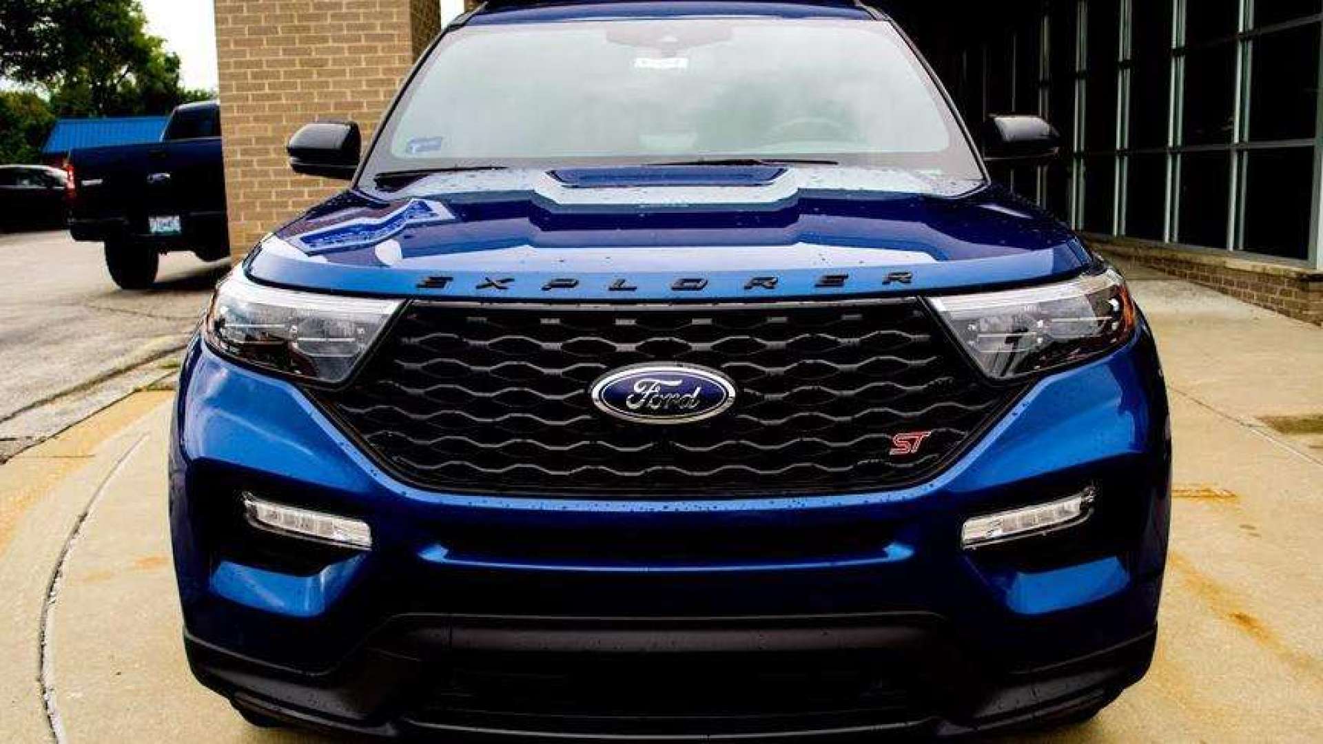 2020款福特探险者st登场,打开全景天窗的那一刻,我瞬间心动了!