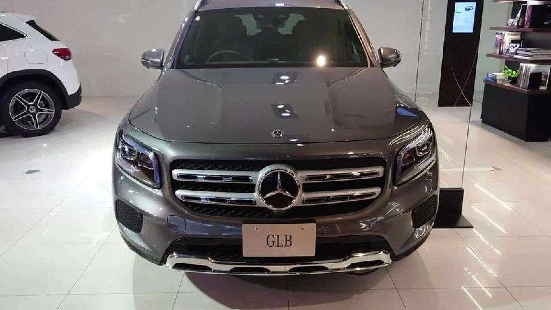 2020款奔驰glb200到店实拍,外形拉风,重点是售价!