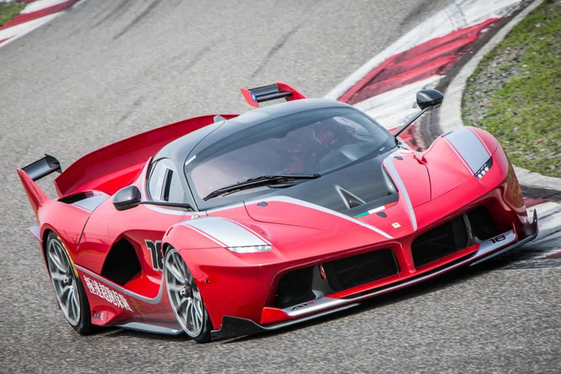 法拉利拉法挂"沪c"车牌,车价达8位数,还不能进上海市区!