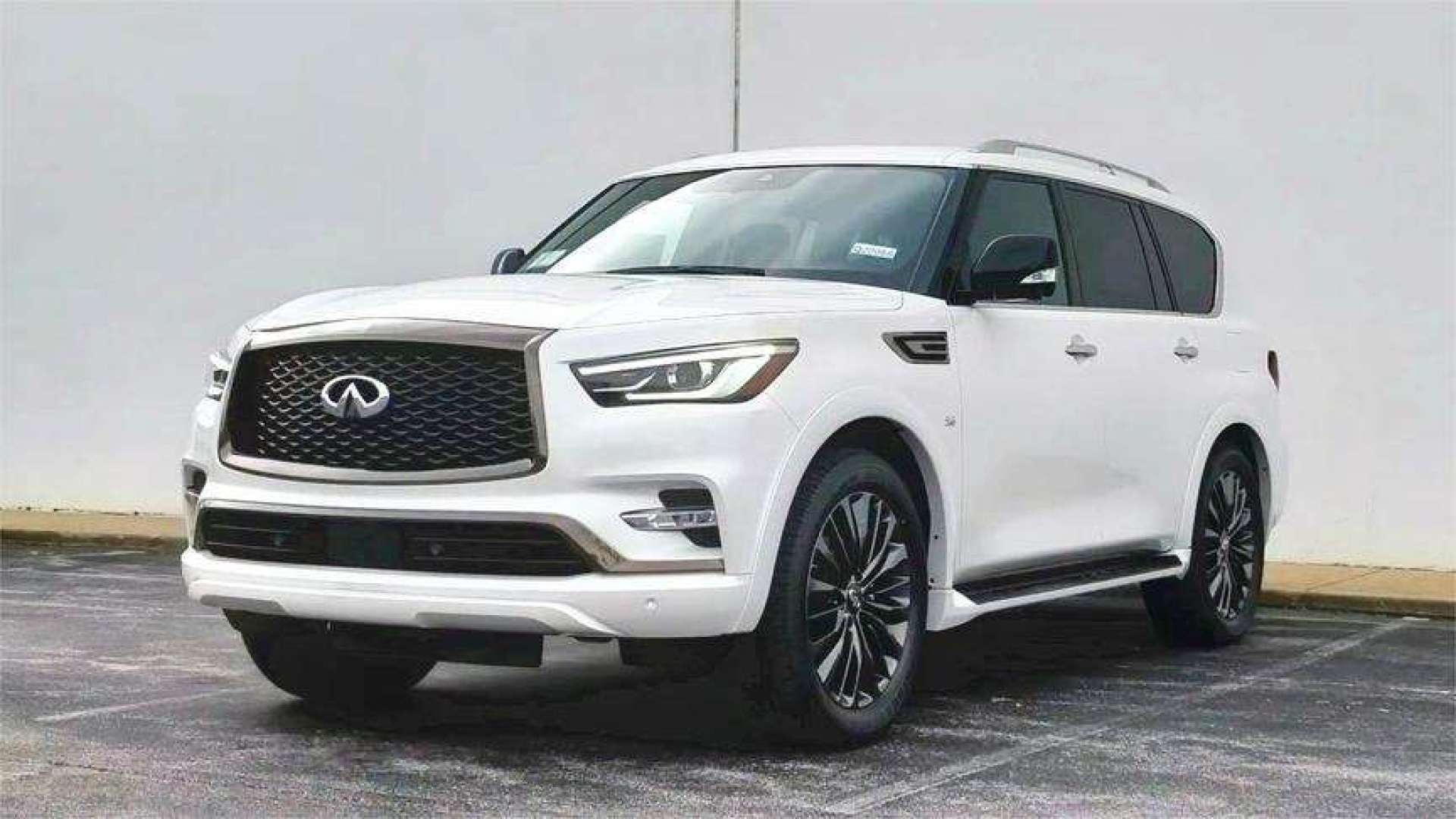 2021款英菲尼迪qx80實拍,按下鑰匙坐進駕駛室