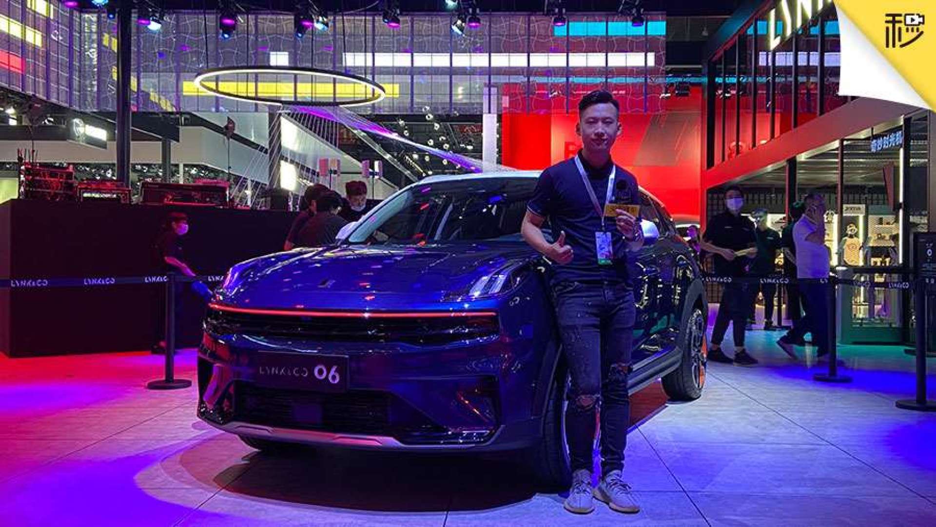 时尚弄潮儿领克06成都车展高人气首秀