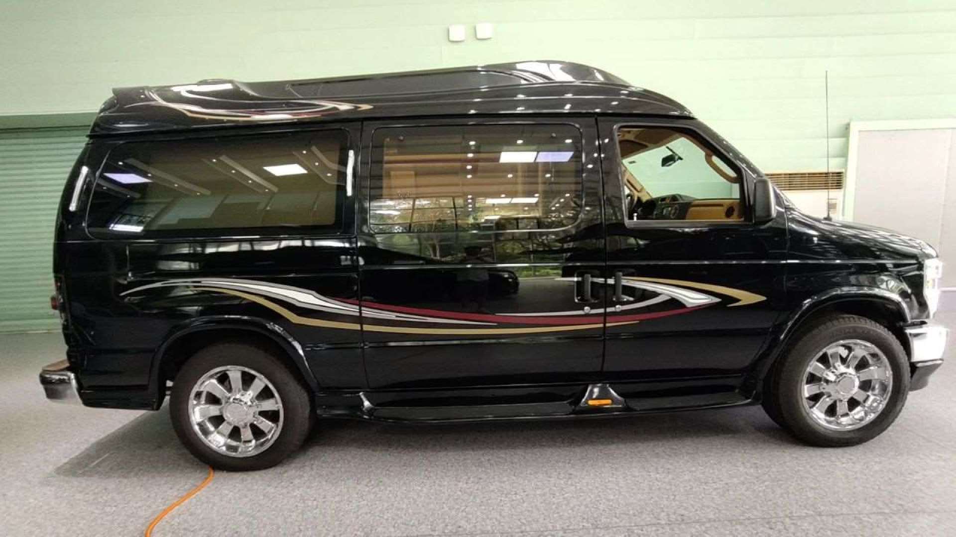 久别的福特e150 这样的大空间,会带来惊喜吗?