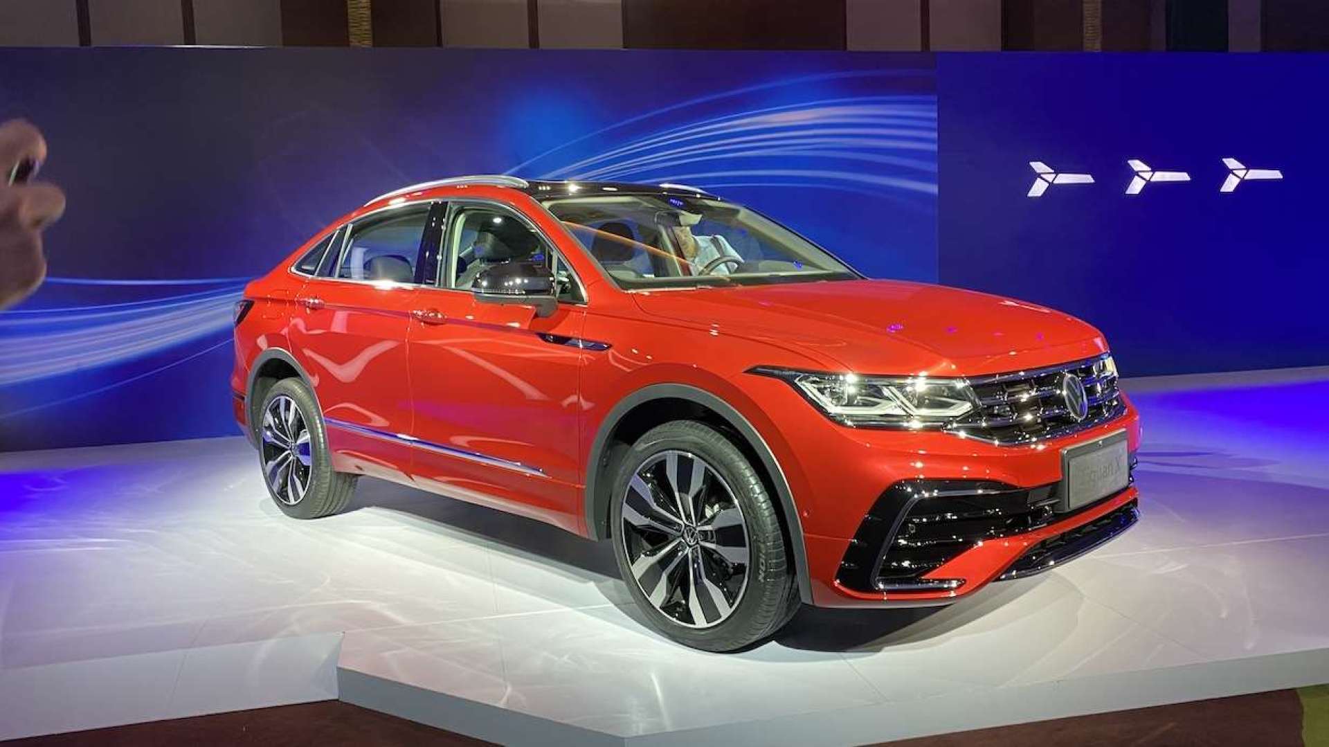 大溜背双尾翼,最美大众suv途观x发布,想不火都难!