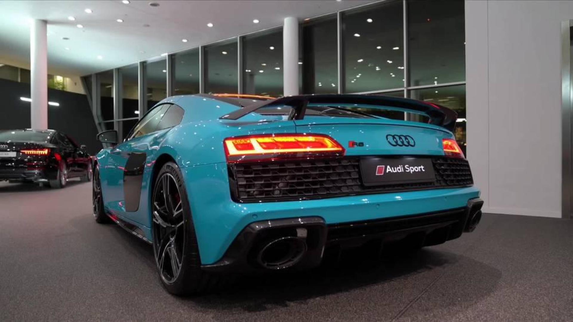 2021款奥迪r8,冰晶蓝配色真吸睛,让人心动