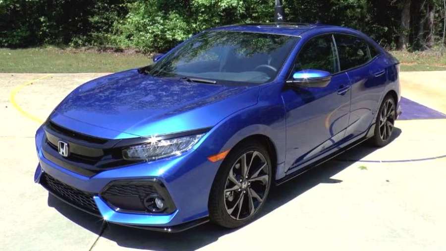 2020款本田思域两厢版外观爆表内饰动感十足